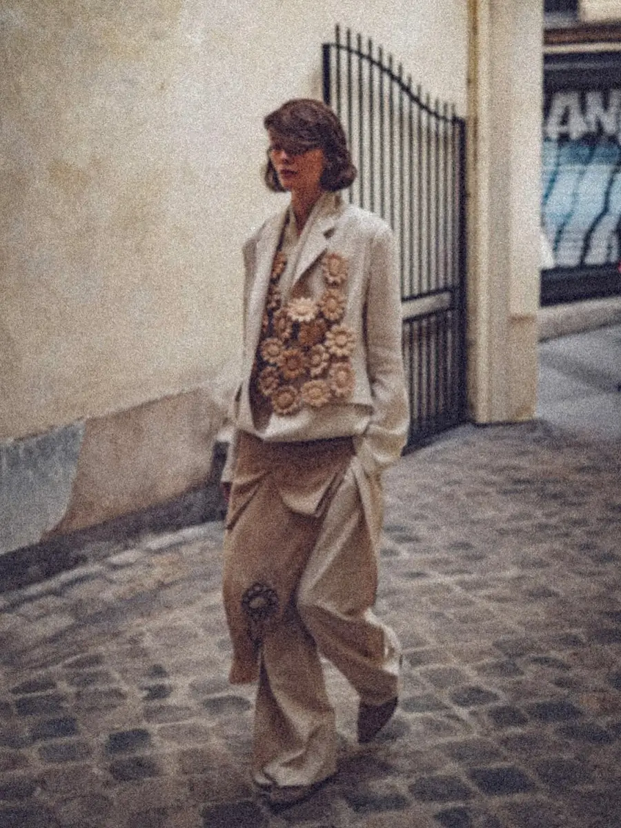Défilé Litkovska — Chez les Plombiers