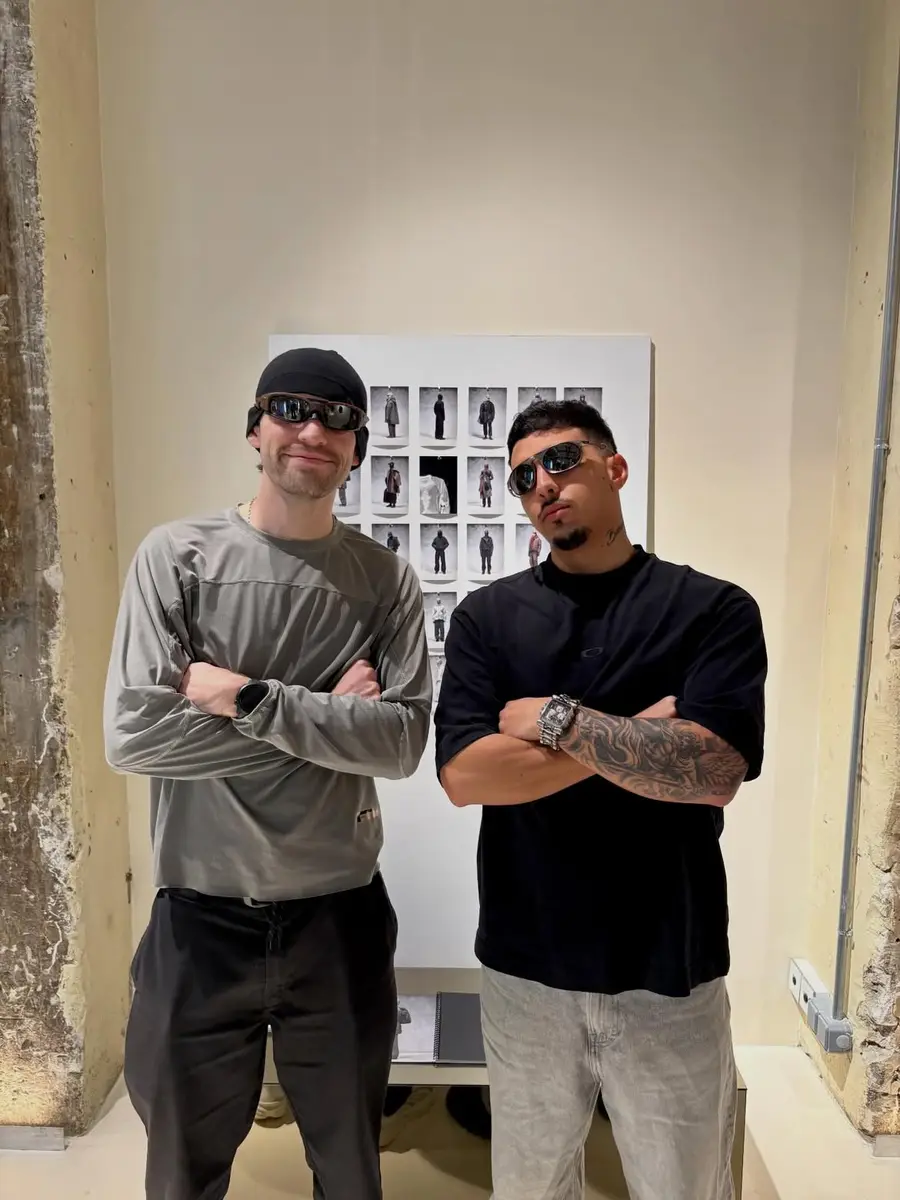 Showroom Oakley — Chez les Plombiers