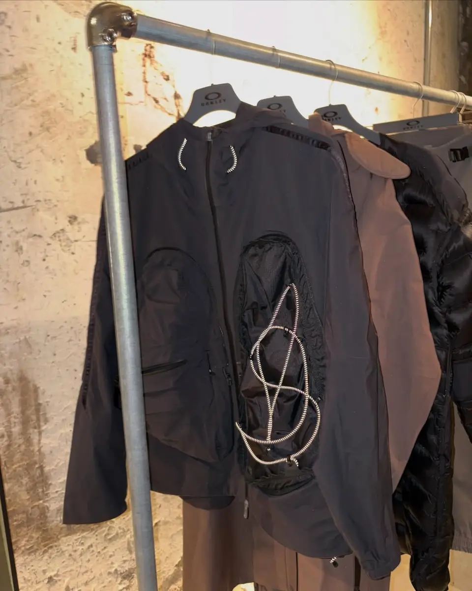 Showroom Oakley — Chez les Plombiers