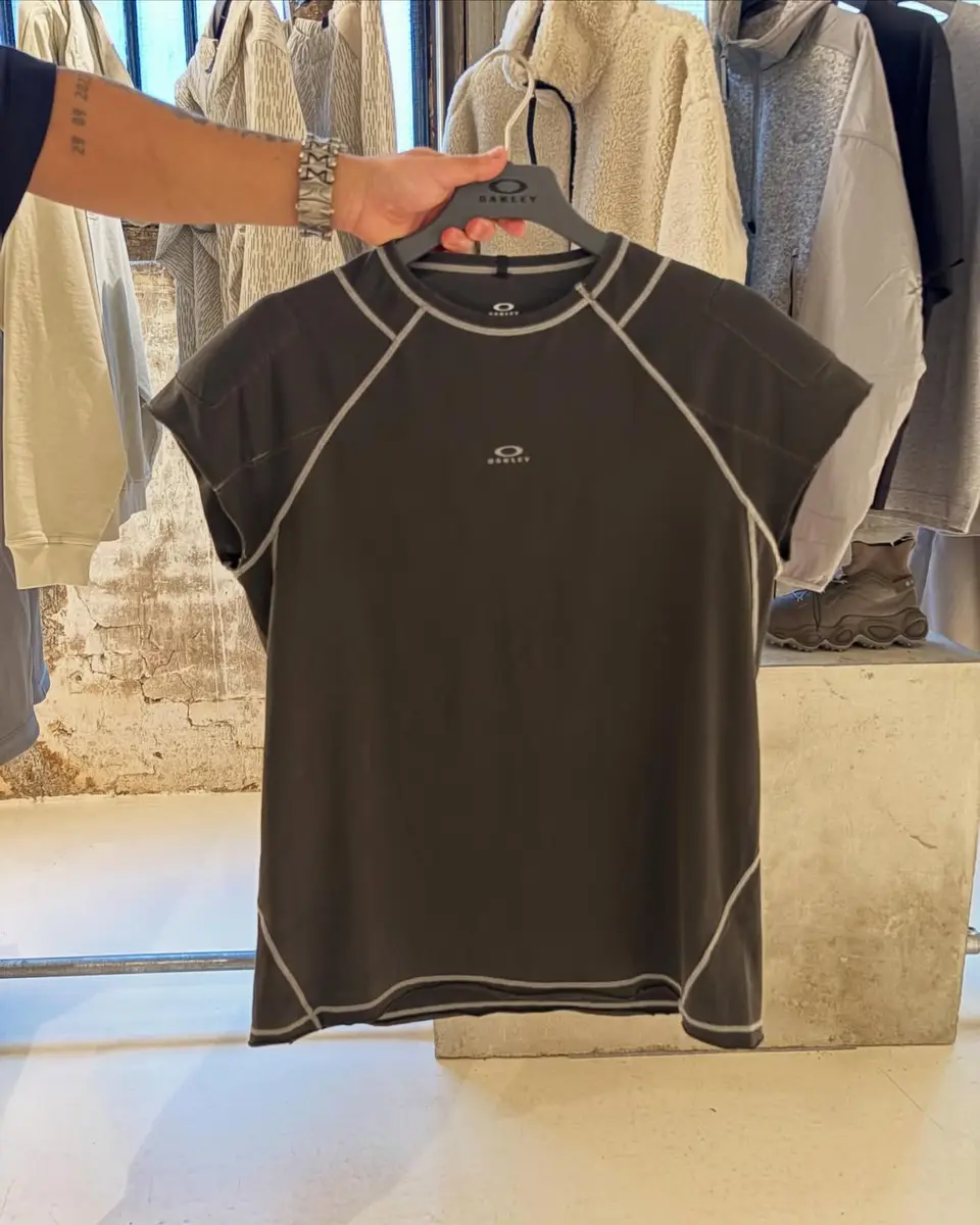 Showroom Oakley — Chez les Plombiers