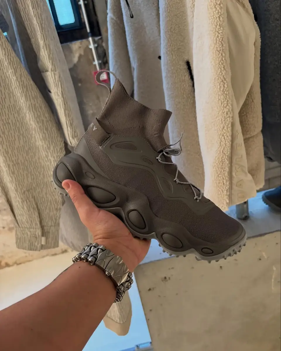 Showroom Oakley — Chez les Plombiers