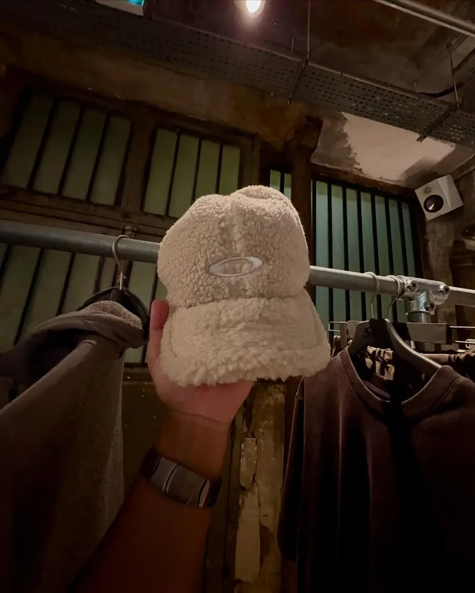 Showroom Oakley — Chez les Plombiers