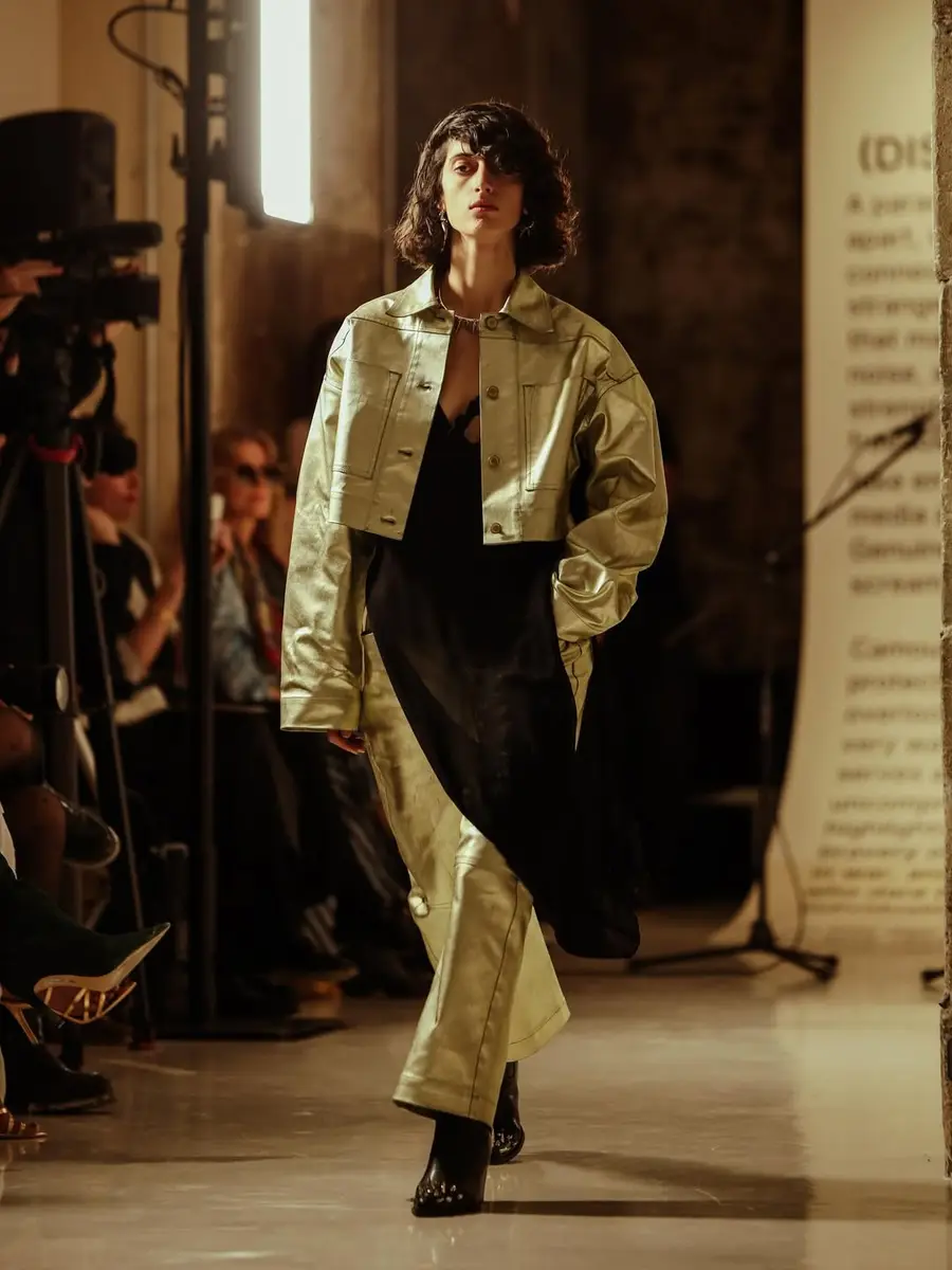 Paris Fashion Week — défilés — Chez les Plombiers
