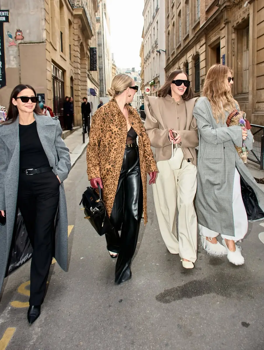 Paris Fashion Week — défilés — Chez les Plombiers